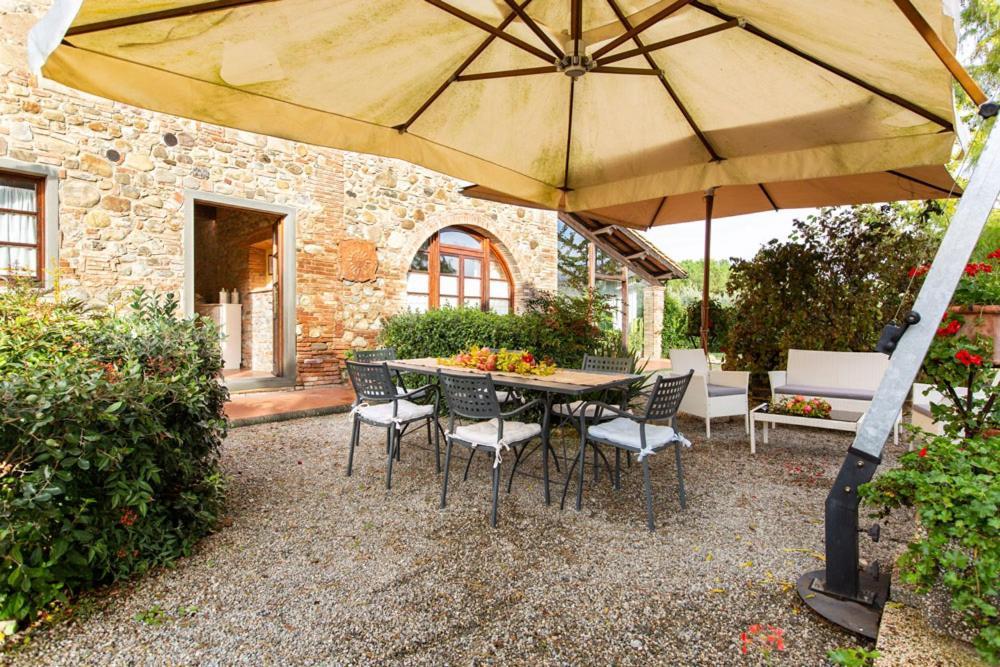 Agriturismo Il Selvino Terricciola Rum bild